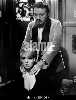 JOEY HEATHERTON, RICHARD BURTON, BLUEBEARD, 1972 Stock Photo