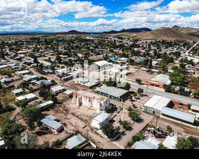 Aerial view of the mission of Nuestra Señora de la Soledad de los Janos. San Felipe and Santiago de Janos, Chihuahua, Mexico, military church, restoration Arch. José Arturo Martínez Lazo. Janos is a town in the Mexican state of Chihuahua, located near the border with the United States and the state of Sonora. (Photo by Luis Gutierrez Norte Photo)  Vista aerea de misión de Nuestra Señora de la Soledad de los Janos. San Felipe y Santiago de Janos, Chihuahua, México, iglesia castrense, restauración Arq. José Arturo Martínez Lazo. Janos es un pueblo del estado mexicano de Chihuahua, localizado cer Stock Photo