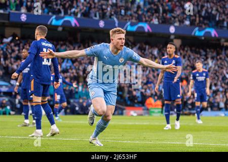 MANCHESTER, ENGLAND - APRIL 26: Kevin De Bruyne of Manchester City celebrates after scoring 1st goal during the UEFA Champions League Semi Final Leg One match between Manchester City and Real Madrid at City of Manchester Stadium on April 26, 2022 in Manchester, United Kingdom. (Photo by SF) Credit: Sebo47/Alamy Live News