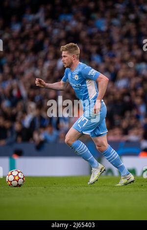 MANCHESTER, ENGLAND - APRIL 26: Kevin De Bruyne during the UEFA Champions League Semi Final Leg One match between Manchester City and Real Madrid at City of Manchester Stadium on April 26, 2022 in Manchester, United Kingdom. (Photo by SF) Credit: Sebo47/Alamy Live News