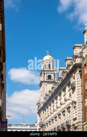 The Grade II-listed Royal Insurance Building, now an Aloft Hotel in Liverpool Stock Photo