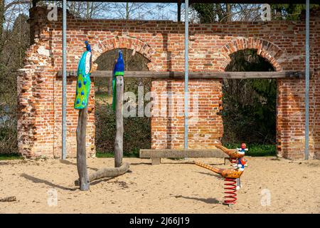 Kinderspielplatz am frueheren Fasaneriehaus im Schlosspark von Putbus, Insel Ruegen, Mecklenburg-Vorpommern, Deutschland Stock Photo