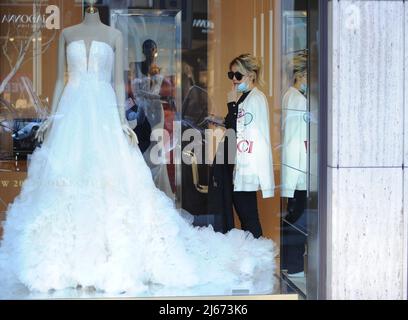 wedding dress shops in milan italy