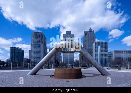 Horace E. Dodge and Son Memorial Fountain at the Philip A. Hart Plaza, downtown Detroit, Michigan, USA, with view of skyscrapers beyond Stock Photo