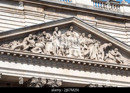 Architectural details on 100 Parliament Street (100PS), of Government Offices Great George Street in Westminster, London, UK. Pedimental Sculpture Stock Photo