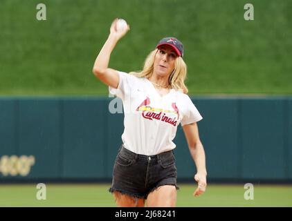 St Louis, USA. 28th Apr, 2022. Comedian Nikki Glaser throws a ceremonial first pitch before the Arizona Diamondbacks-St. Louis Cardinals baseball game at Busch Stadium in St. Louis on Thursday, April 28, 2022. Photo by Bill Greenblatt/UPI Credit: UPI/Alamy Live News Stock Photo