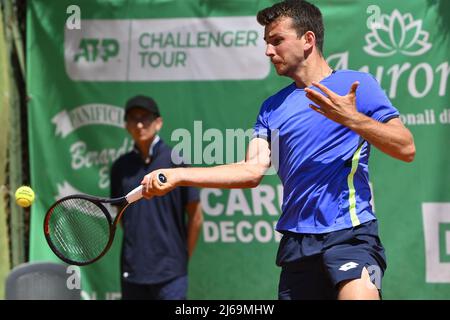 Rome, Italy. 29th Apr, 2022. Ergi Kirkin (TUR) during the quarter-finals at the ATP Challenger Roma Open 2022, tennis tournament on April 29, 2022 at Garden Tennis Club in Rome, Italy Credit: Independent Photo Agency Srl/Alamy Live News Stock Photo