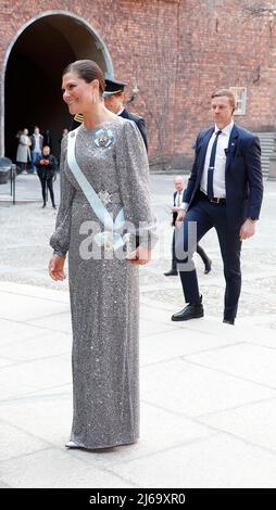 Stockholm, Sweden. 29th Apr, 2022. Crown Princess Victoria arrives at Stockholm City Hall for a graduation ceremony due to the fact that Prince Daniel has been appointed honorary doctor at Karolinska Institute. Stockholm, Sweden 29 April 2022 Photo: Christine Olsson / TT / Code 10430 Credit: TT News Agency/Alamy Live News Stock Photo