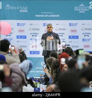 London, UK, 29th April 2022. Mayor of London Sadiq Khan speaks at the event. The UK's largest Open Iftar, organised bz Ramadan Tent Project, brings together people from all communities to share an Iftar (evening meal) to break fast during what is now the final week of the Islamic holy month of Ramadan. The event is attended by Sadiq Khan, Mayor of London, and around 2,000 members of the public. Credit: Imageplotter/Alamy Live News Stock Photo