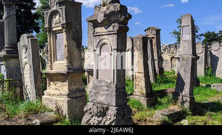 Chernivtsi, Ukraine aug 02, 2021 old Jewish cemetery. rickety tombstones in an old cemetery Stock Photo