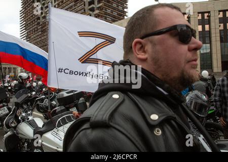 Moscow, Russia. 30th April, 2022. Motorcyclists take part of a motorbike parade marking the start of the 2022 motorcycling season in central Moscow, Russia. Members of 17 motorcycle clubs took part in the parade which started on Prospekt Sakharova Street and travelled along the Garden Ring and Leningradsky Prospekt Street to Khodynskoye Pole Park. Credit: Nikolay Vinokurov/Alamy Live News Stock Photo