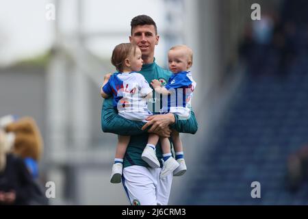 BLACKBURN, UK. APR 30TH    Daniel Ayala of Blackburn Rovers and his kids after the Sky Bet Championship match between Blackburn Rovers and Bournemouth at Ewood Park, Blackburn on Saturday 30th April 2022. (Credit: Pat Scaasi | MI News) Credit: MI News & Sport /Alamy Live News Stock Photo