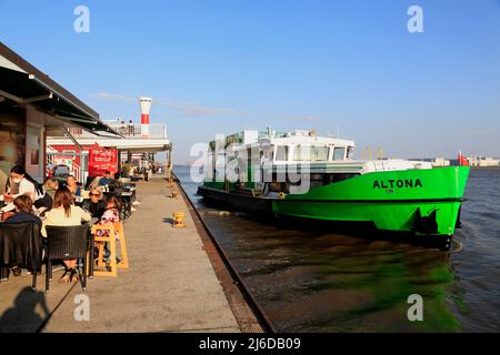 Blankenese, Elbe-pier with Restaurant  FISCHclub Blankenese, Hamburg, Germany, Europe Stock Photo