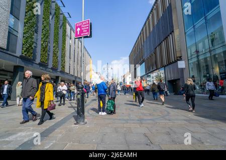 Shoppers on the High Street - Northumberland Street, Newcastle upon Tyne, UK, as the Cost of Living Crisis continues. Stock Photo