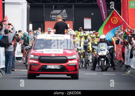 01 May 2022, Hessen, Eschborn: Cycling: UCI WorldTour - Eschborn - Frankfurt (185 km). The riders start in Eschborn. Photo: Sebastian Gollnow/dpa Stock Photo
