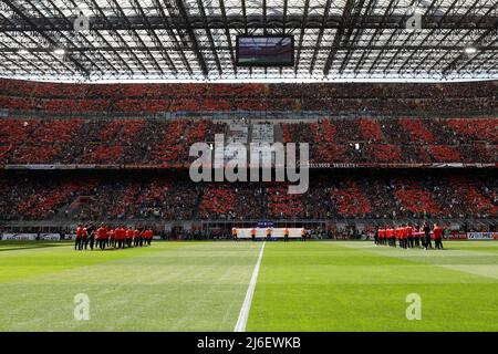 Milan Italy 01 May 22 Franck Kessie Of Ac Milan Gestures During The Serie A Football Match Between Ac Milan And Acf Fiorentina Credit Nicolo Campo Alamy Live News Stock Photo Alamy