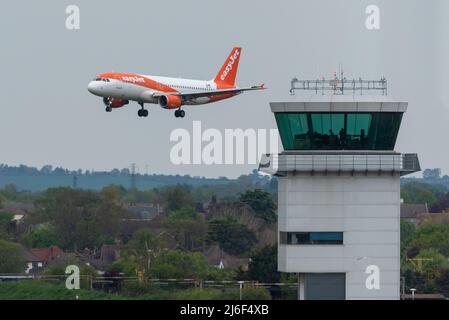 London Southend Airport, Essex, UK. 1st May, 2022. The airport in the new city of Southend on Sea has been without passenger flights since the final withdrawal of Ryanair in October 2021, caused by the downturn in air travel during the COVID pandemic. easyJet had been the airport’s main operator since arriving in 2012 but withdrew all its services in August 2020. The airline has returned today for the first of what is planned to be 12 scheduled flights per week to European destinations. The arrival (pic) today from Palma de Mallorca and return was the first route served Stock Photo