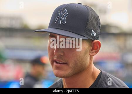 April 30 2022: New York first baseman Anthony Rizzo (48) before the game  with New York