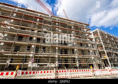 Shell of a multi-family house with scaffolding and barrier in Bad Homburg (Vickers - Areal) near Frankfurt am Main Stock Photo