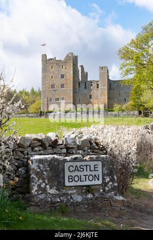 Bolton Castle, Castle Bolton village, Wensleydale, Yorkshire, England ...