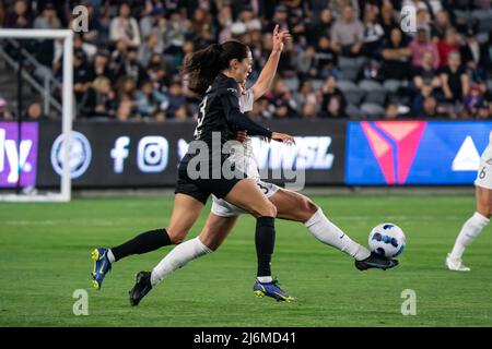 Angel City FC forward Christen Press (23) battles for possession during a NWSL match against the North Carolina Courage, Friday, April 29, 2022, at th Stock Photo