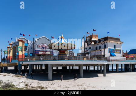 Galveston, TX, USA - March 12, 2022: Galveston Island Historic Pleasure Pier in Galveston, Texas, USA on March 12, 2022 Stock Photo