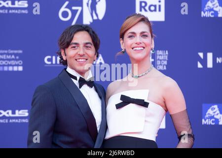 Miriam Leone and Paolo Carullo attend the red carpet of David di Donatello 2022 awards ceremony in Rome (Photo by Matteo Nardone / Pacific Press) Stock Photo