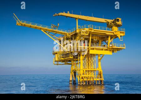 Well for oil and gas production. Oil well wellhead equipment. Oil ...