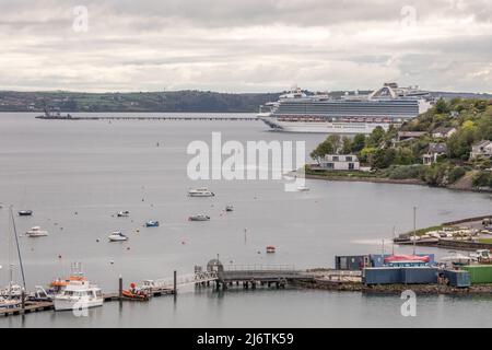 Crosshaven, Cork, Ireland. 04th May, 2022. On her way to visit Cobh ,cruise liner Emerald Princess steams past the seafront homes at the point in Crosshaven, Co. Cork, Ireland.- Credit; David Creedon / Alamy Live News Stock Photo