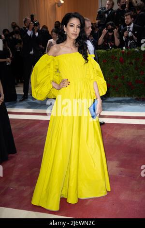 Huma Abedin attends The 2022 Met Gala Celebrating "In America: An
