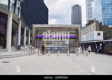 London, UK. 4th May 2022. New entrance at Liverpool Street Station. Elizabeth Line, London's new Crossrail railway service and Tube line, is set to open on 24th May after numerous delays. Construction of the line began in 2009 and was originally planned to open in 2018. Credit: Vuk Valcic/Alamy Live News Stock Photo