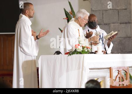Maurice Piat CSSp GCSK (born 19 July 1941) is a Mauritian Roman Catholic prelate who has served as Bishop of Port Louis, Mauritius, since 1993 Stock Photo