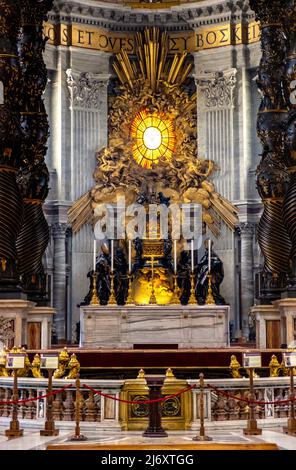 Cathedra Petri and Chapel of the Blessed Sacrament, St Peter's, Rome ...