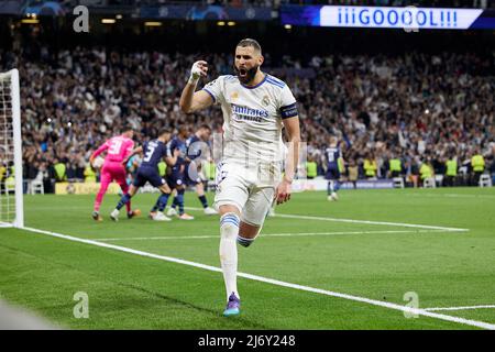 Madrid, Spain. 04th May, 2022. Karim Benzema of Real Madrid during the UEFA Champions League match between Real Madrid and Mancheaster City played at Santiago Bernabeu Stadium on May 4, 2021 in Madrid Spain. (Photo by Ruben Albarran/PRESSINPHOTO) Credit: PRESSINPHOTO SPORTS AGENCY/Alamy Live News Stock Photo