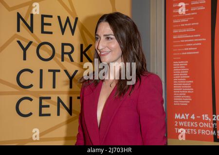 New York, United States. 04th May, 2022. NEW YORK, NEW YORK - MAY 04: Sara Bareilles attends New York City Center Spring Gala Encores! 'Into The Woods' at New York City Center on May 04, 2022 in New York City. Credit: Ron Adar/Alamy Live News Stock Photo