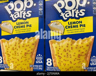 Grovetown, Ga USA - 11 13 21: Lemon Creme Pie Poptarts on a retail store shelf Stock Photo