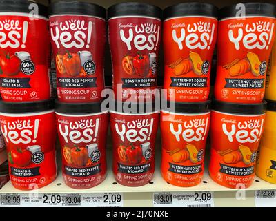 Grovetown, Ga USA - 04 20 22: Campbells YES soup on a retail store shelf variety and shelf price tags Stock Photo