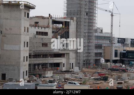 05 May 2022, Hessen, Frankfurt/Main: Various trades are working to complete Terminal 3 at Frankfurt Airport. The terminal is scheduled to go into operation in 2026. Photo: Boris Roessler/dpa Stock Photo