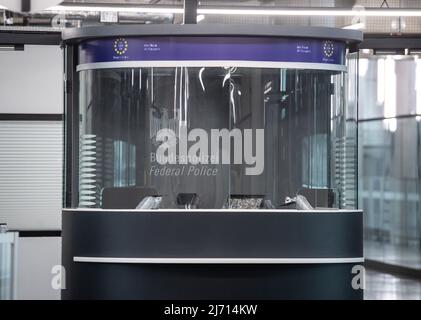 05 May 2022, Hessen, Frankfurt/Main: The passport control point of the Federal Police in Pier G at Terminal 3 of Frankfurt Airport is still unused. Photo: Boris Roessler/dpa Stock Photo