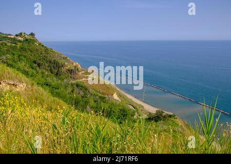 Spiaggia di Fiorenzuola di Focara, Parco Naturale Monte San Bartolo, Adria, Marken, Italien Stock Photo
