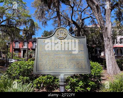 March 27, 2022 - Savannah, Georgia, USA: Located in historic Monterey Square, a plaque provides information about the Pulaski Monument, Stock Photo