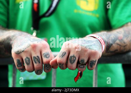 Miami, Florida, USA. 05/5/2022, Circuit atmosphere - fan. Miami Grand Prix, Thursday 5th May 2022. Miami International Autodrome, Miami, Florida, USA. Stock Photo