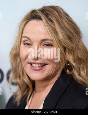 Kim Cattrall at arrivals for Variety's 2022 Power of Women: New York ...