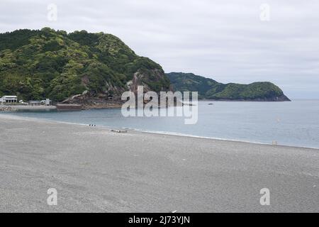 kumano, mie, japan, 2022/30/04 , Beach of Kumano city during golden week 2022, empty from tourists and on a rainy day. Stock Photo
