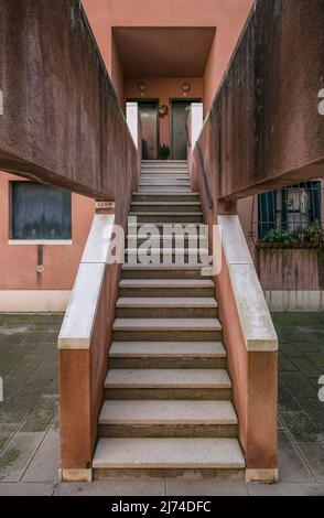 Venedig, Cannaregio-Häuser, postmoderne Wohnsiedlung, 1981 von Vittorio ...