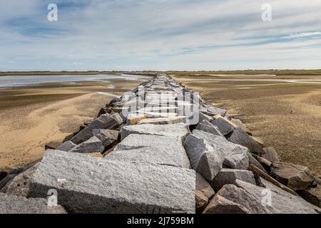 The Provincetown Causeway, hiking trail to Long Point Beach Stock Photo