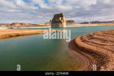 Lone Rock Reflection In Lake Powell, Glen Canyon National Recreation Area, Arizona, USA Stock Photo
