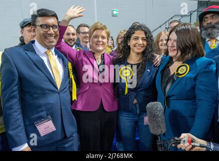 First Minister Nicola Sturgeon with SNP's Zen Ghani, Roza Salih (second right) and Susan Aitken (right) at the Glasgow City Council count at the Emirates Arena in Glasgow, in the local government elections. Picture date: Friday May 6, 2022. Stock Photo