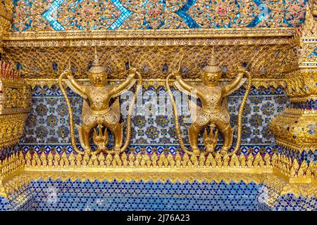 Garuda figures with Naga snake, Emerald Buddha Temple, Royal Palace, Grand Palace, Wat Phra Kaeo, Bangkok, Thailand, Asia Stock Photo