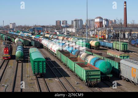 SAINT PETERSBURG, RUSSIA - APRIL 19, 2022: Freight trains on the marshalling yard of St. Petersburg-Sortirovochny-Moskovsky station Stock Photo